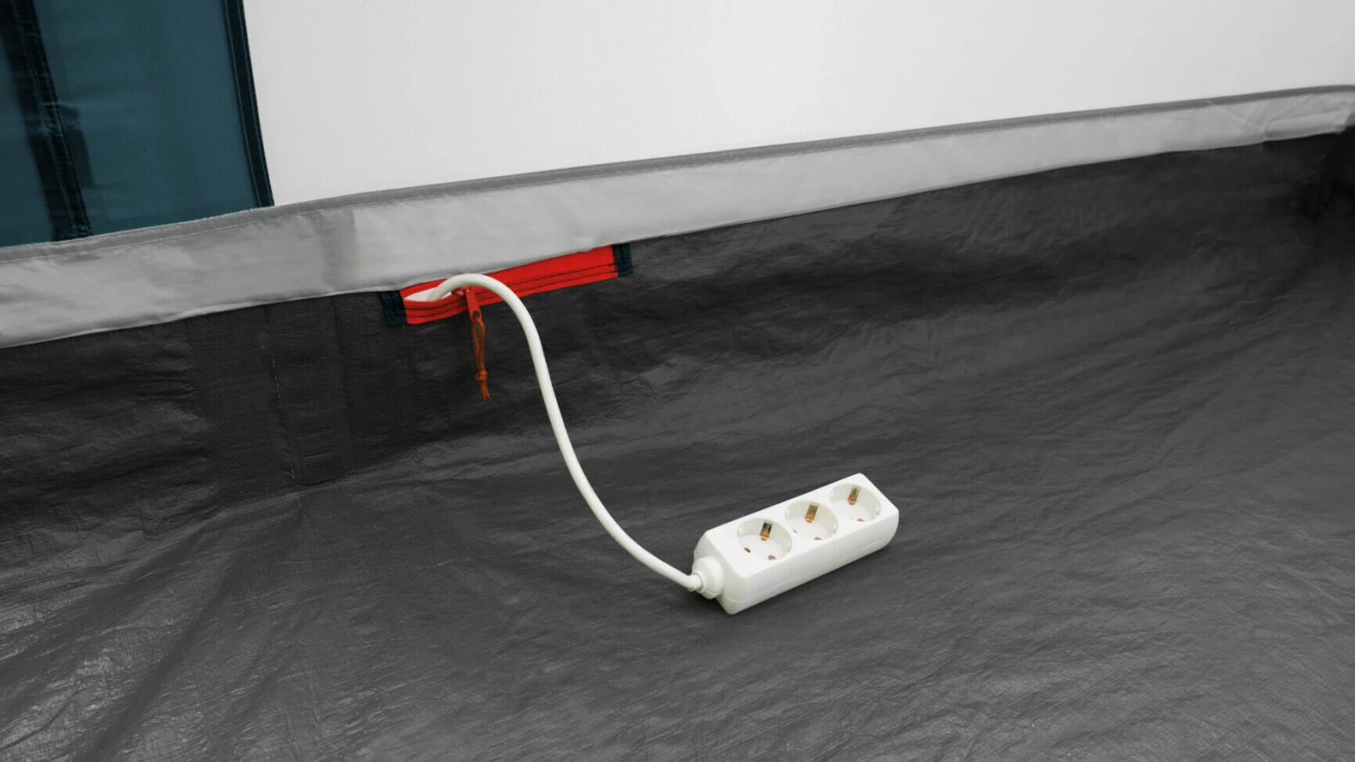 Easy Camp Palmdale 600 Lux Tent 17 Easy Camp Palmdale 600 Lux Tent - Image 15