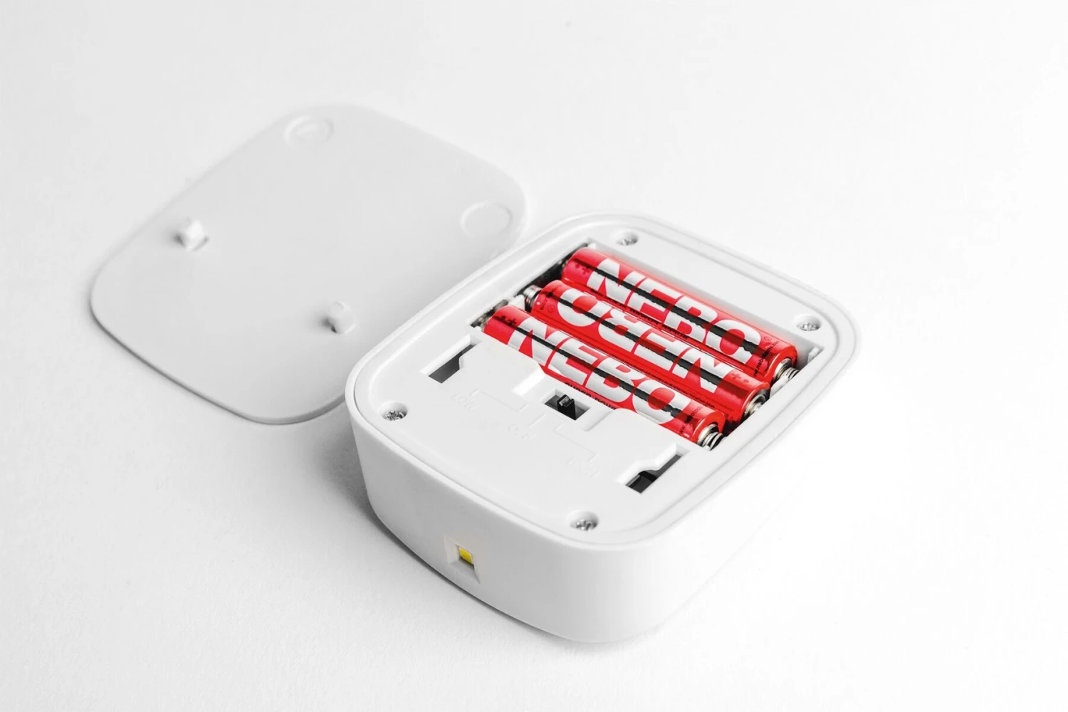 Nebo Motion Sensor Light Pack Of 3 4 Nebo Motion Sensor Light Pack Of 3 - Image 2