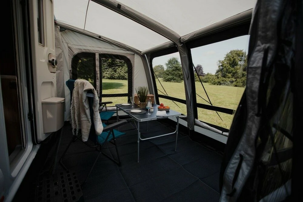 Vango Airbeam Vango Balletto Air 330 Elements Shield Caravan Awning (2023) 7 Vango Airbeam Vango Balletto Air 330 Elements Shield Caravan Awning (2023) - Image 5